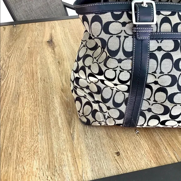 Price reduced Vintage Coach Tote - Picture 11 of 14